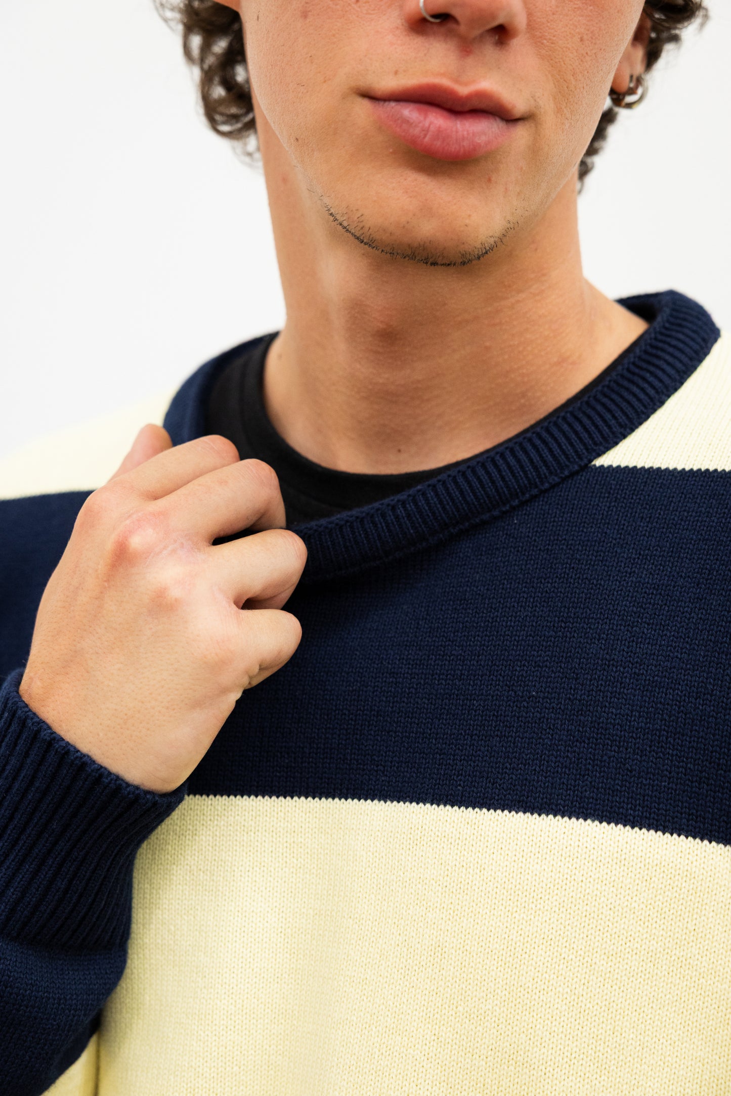 PRÉCOMMANDE - Col Rond BISCO Navy&Yellow Stripes