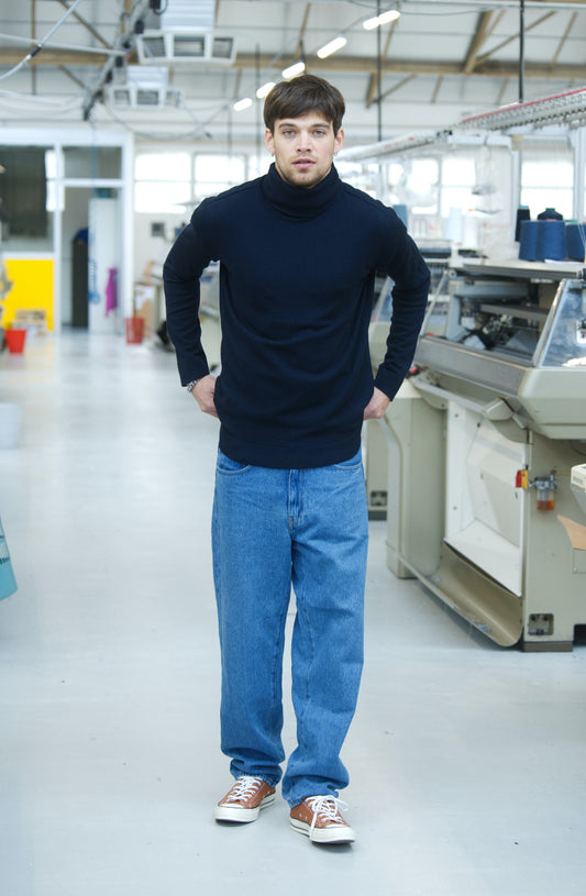 le col roulé SMOKE de la marque CABANE en 100% laine mérinos extrafine