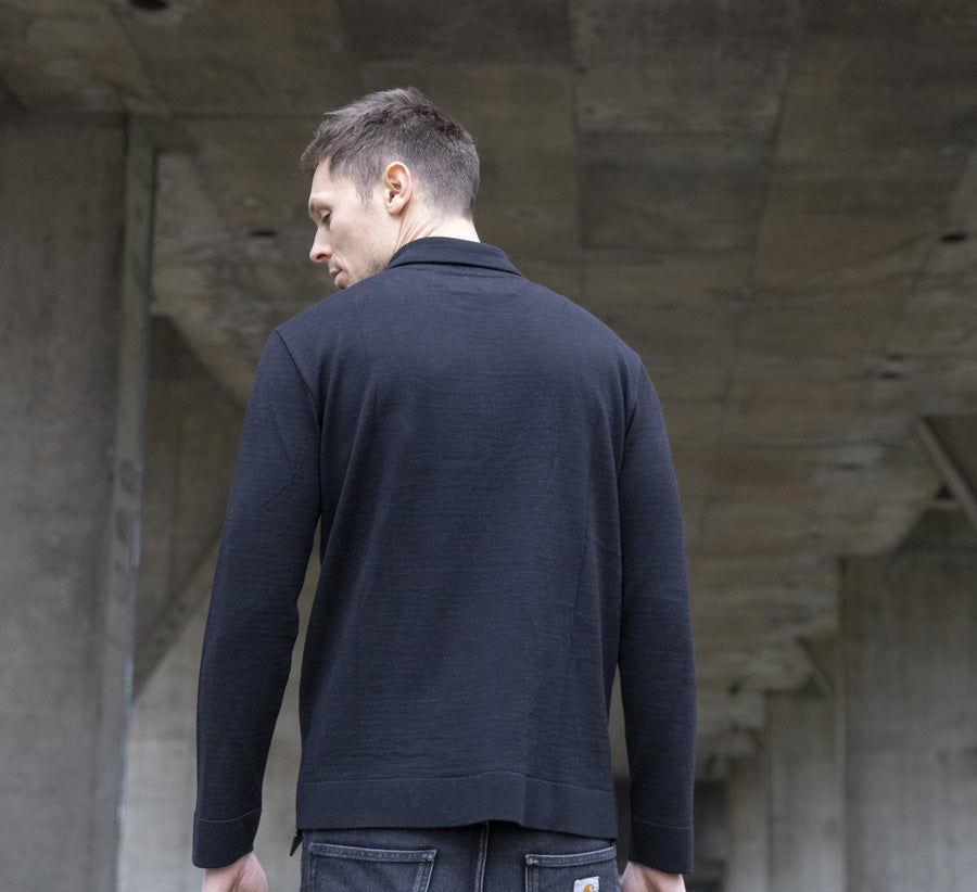 Polo en 100% laine mérinos extrafine noir et fabriqué en France