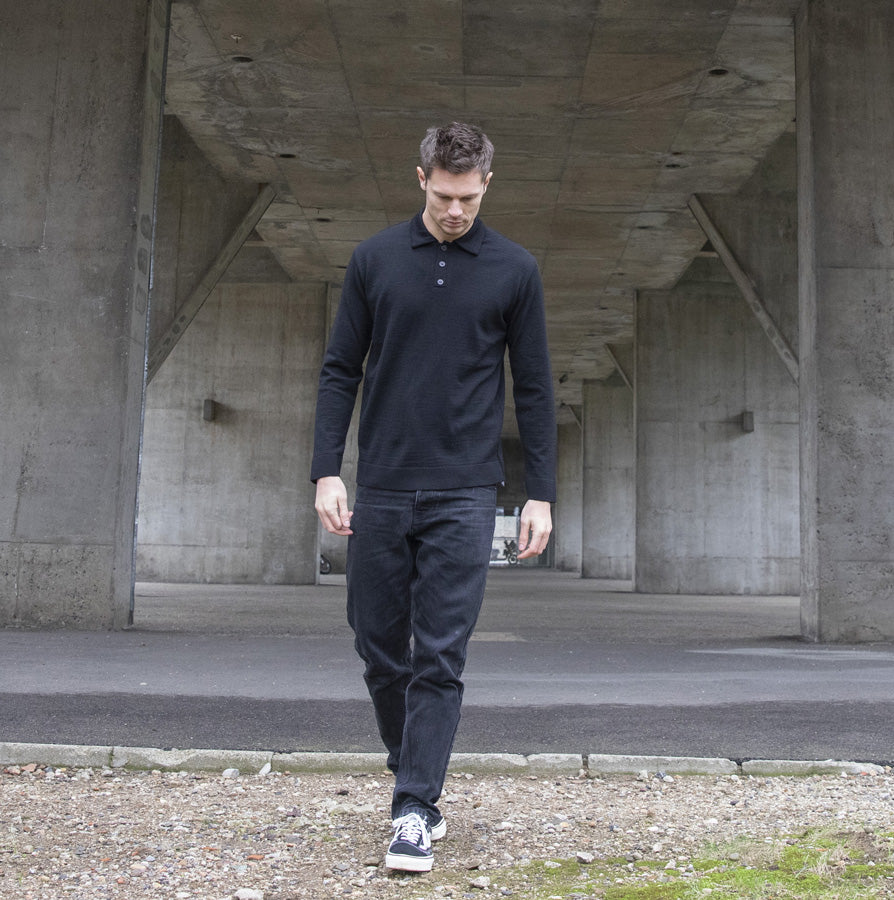 Polo en 100% laine mérinos extrafine noir et fabriqué en France