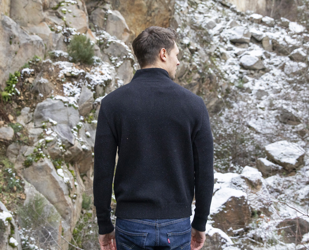 MONTAGNE Noir moucheté