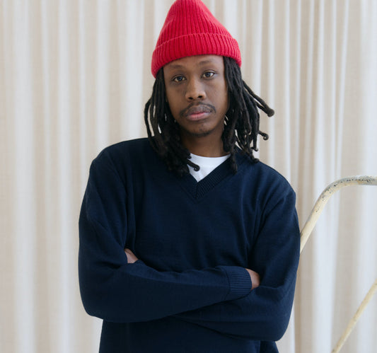 Pull col V homme : comment le porter avec style