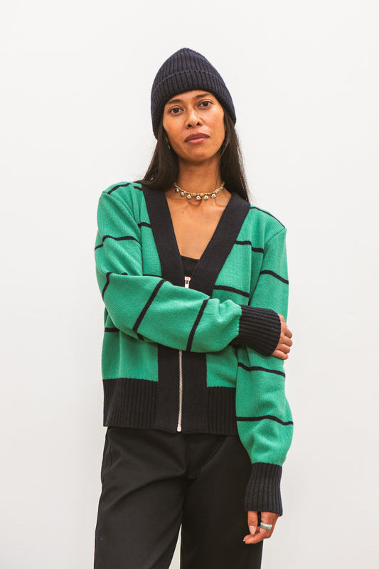 Gilet zippé SANTI vert clair à rayures marine pour femme en laine et cachemire CABANE