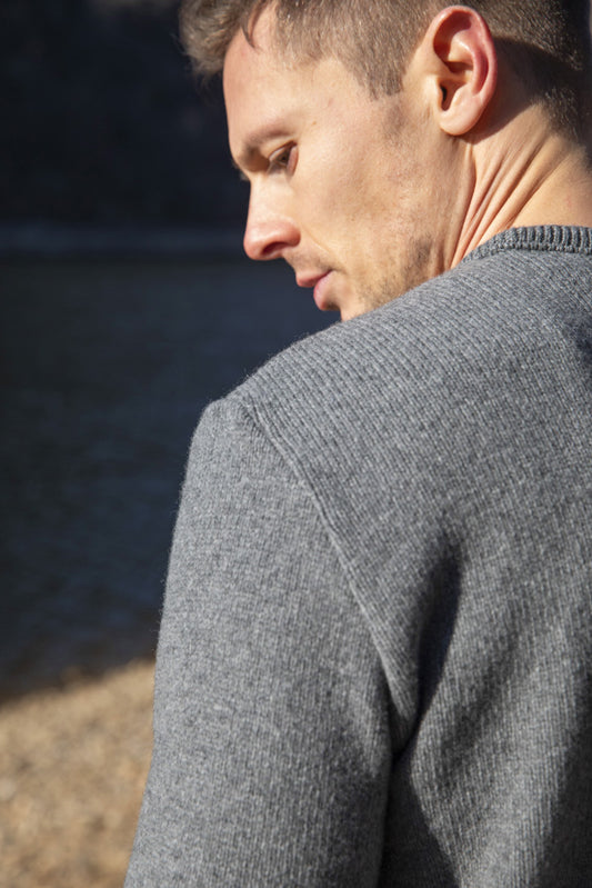 Pull Santiago gris cachemire et laine de la marque Cabane 